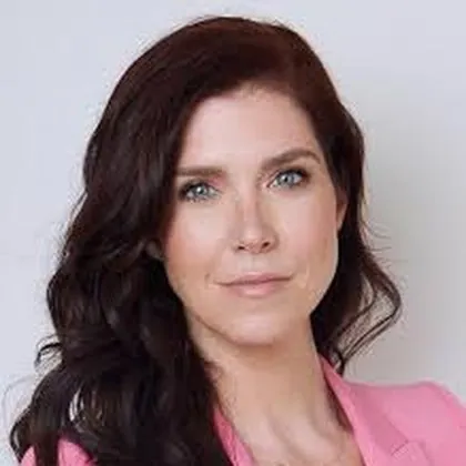 Christina Wallace